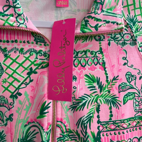 Lilly Pulitzer - Picture 2 of 6